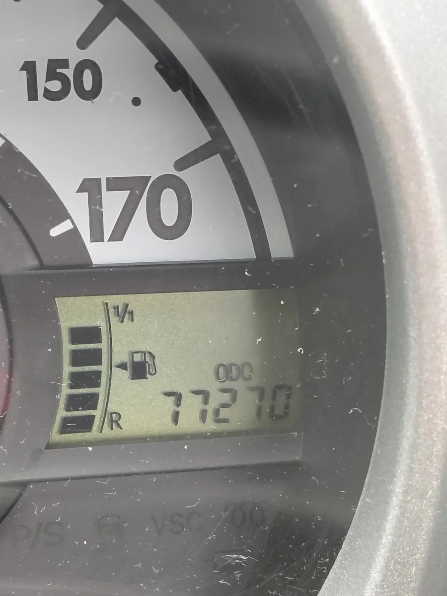 Toyota Aygo 2010 - Image 2