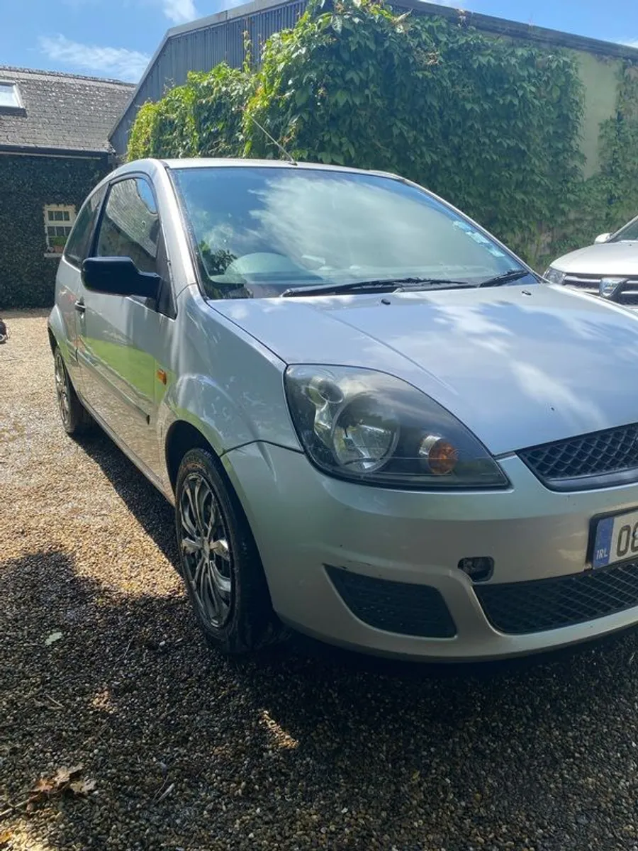 2008 Ford Fiesta - Image 1