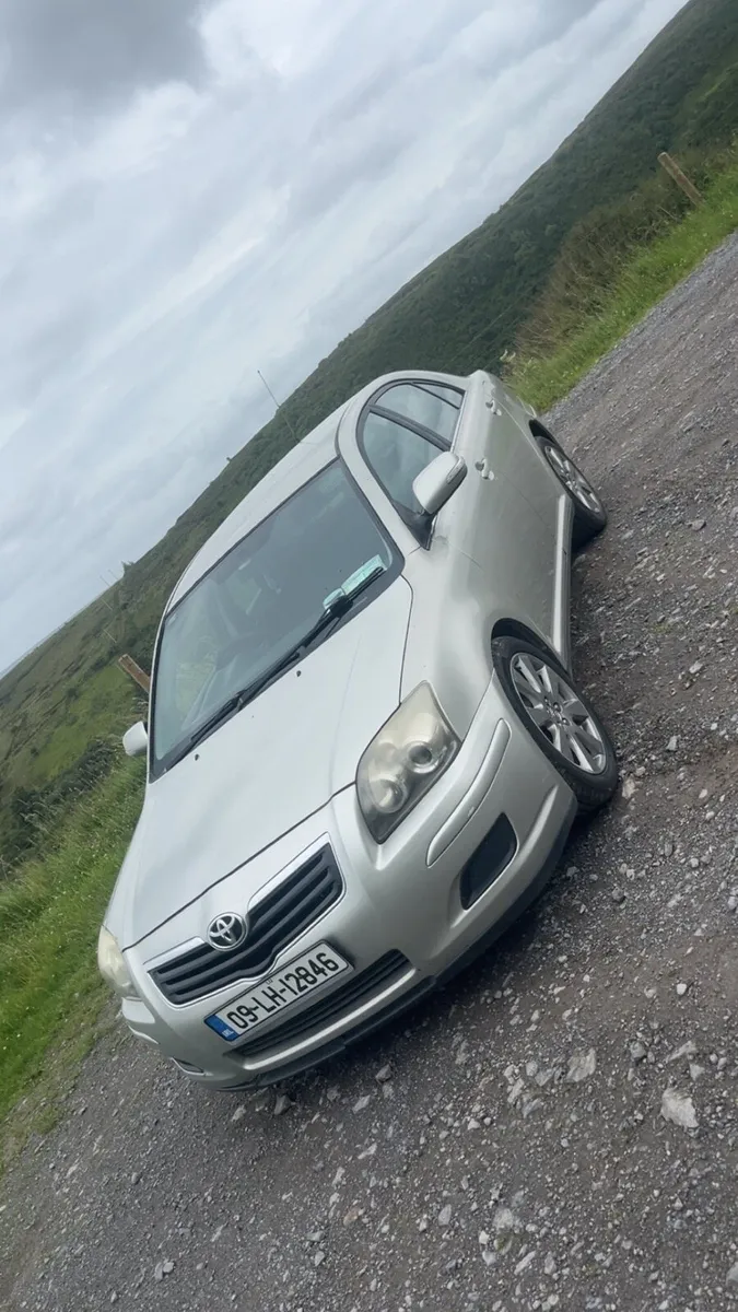 Toyota Avensis - Image 1