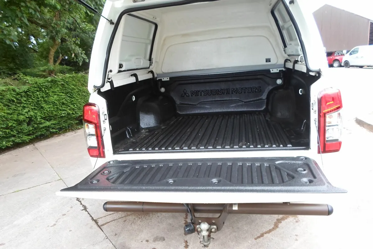 Mitsubishi L200 - Image 4