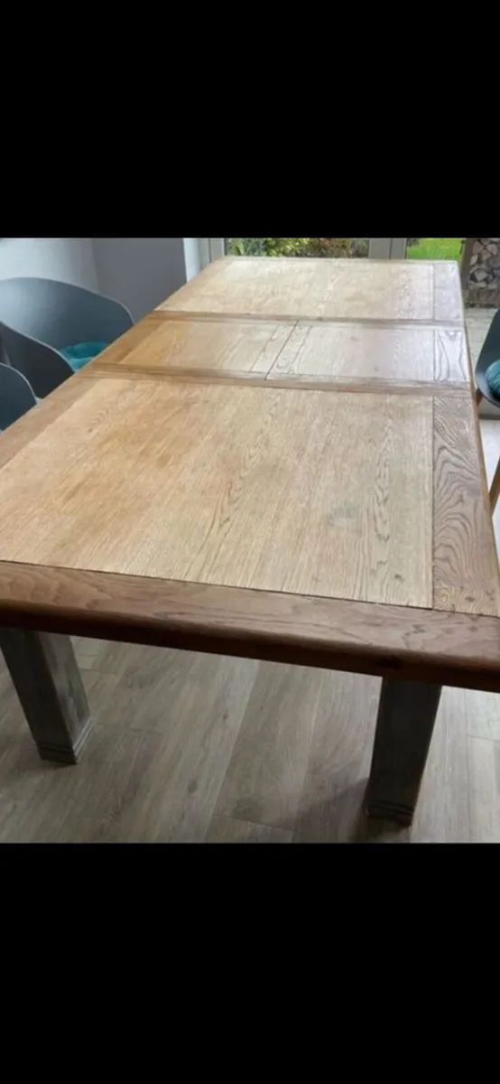 Dinning table - Image 3