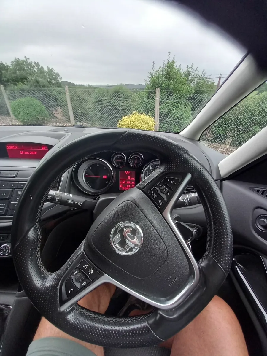 Vauxhall Zafira 2015 - Image 3