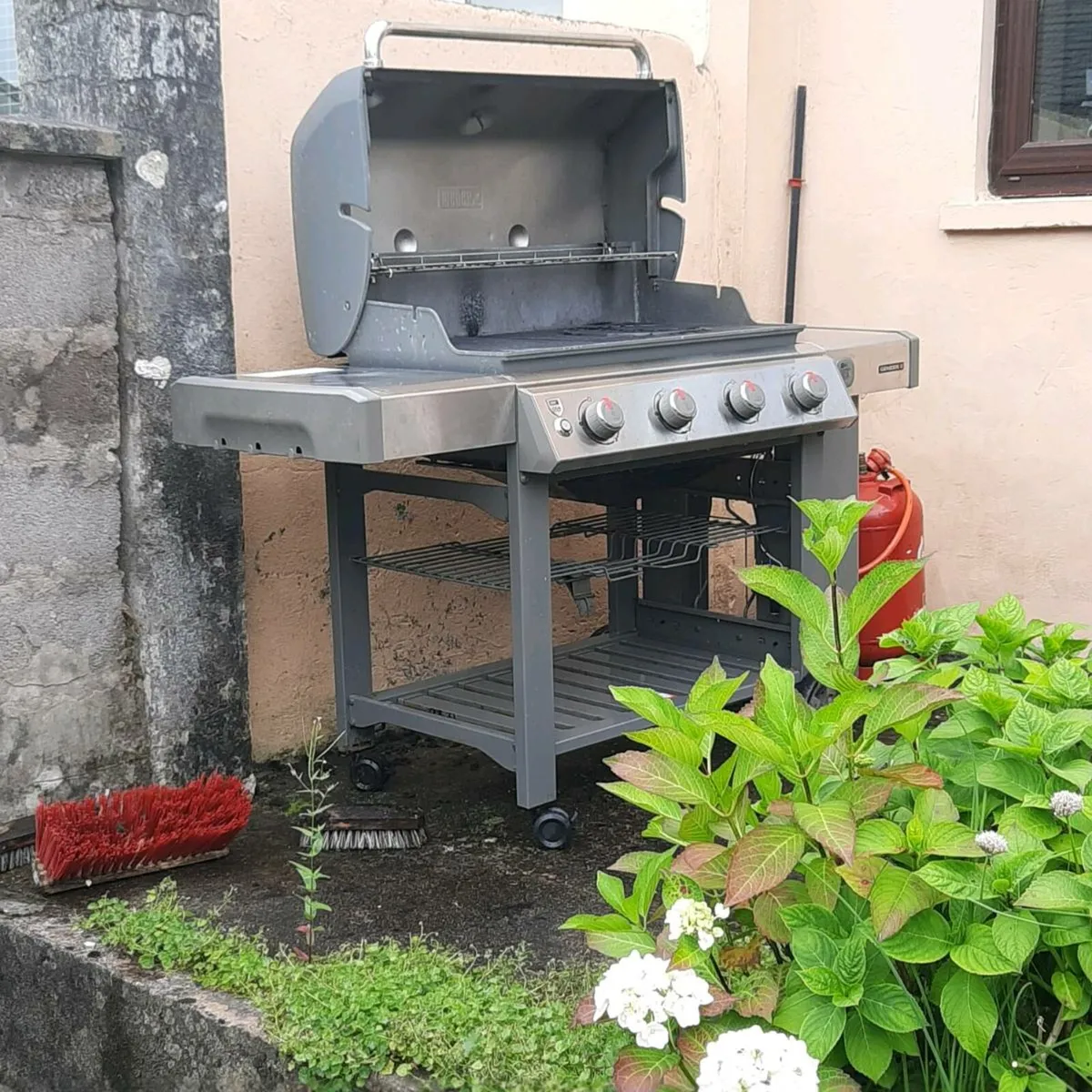Webber Genesis 2 BBQ - Image 1