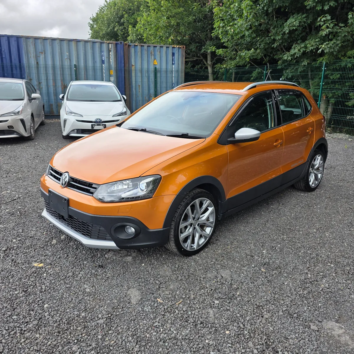 VW Polo Cross Automatic Alloys Low Mileage - Image 4