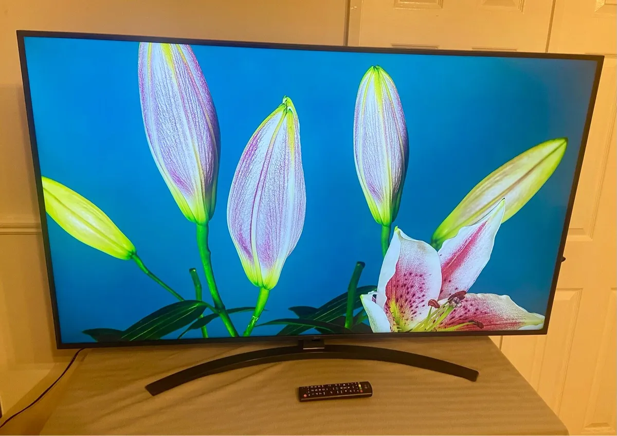 LG 55” 4K HDR Smart TV - LIKE NEW - Image 1