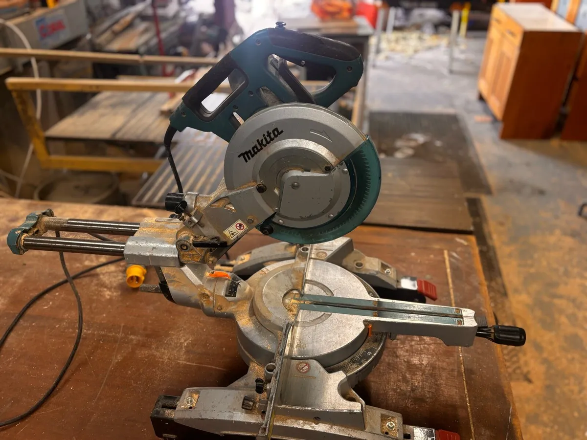 Makita mitre saw /chop saw - Image 3
