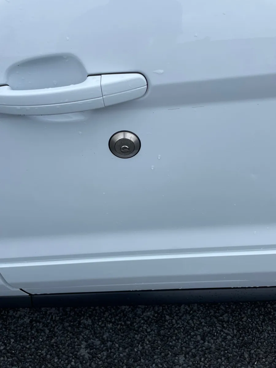 2021 Ford Transit connect L2 limited - Image 4