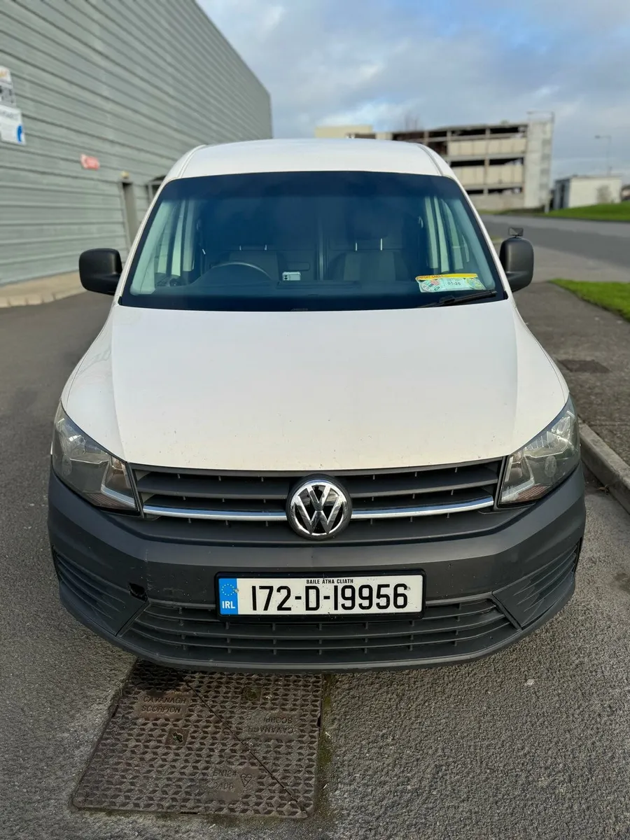 VW Caddy Maxi Van - Image 1