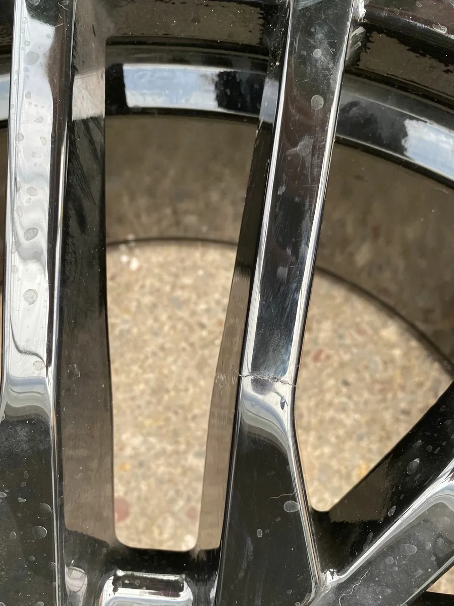 alloy wheels and tyres - Image 1