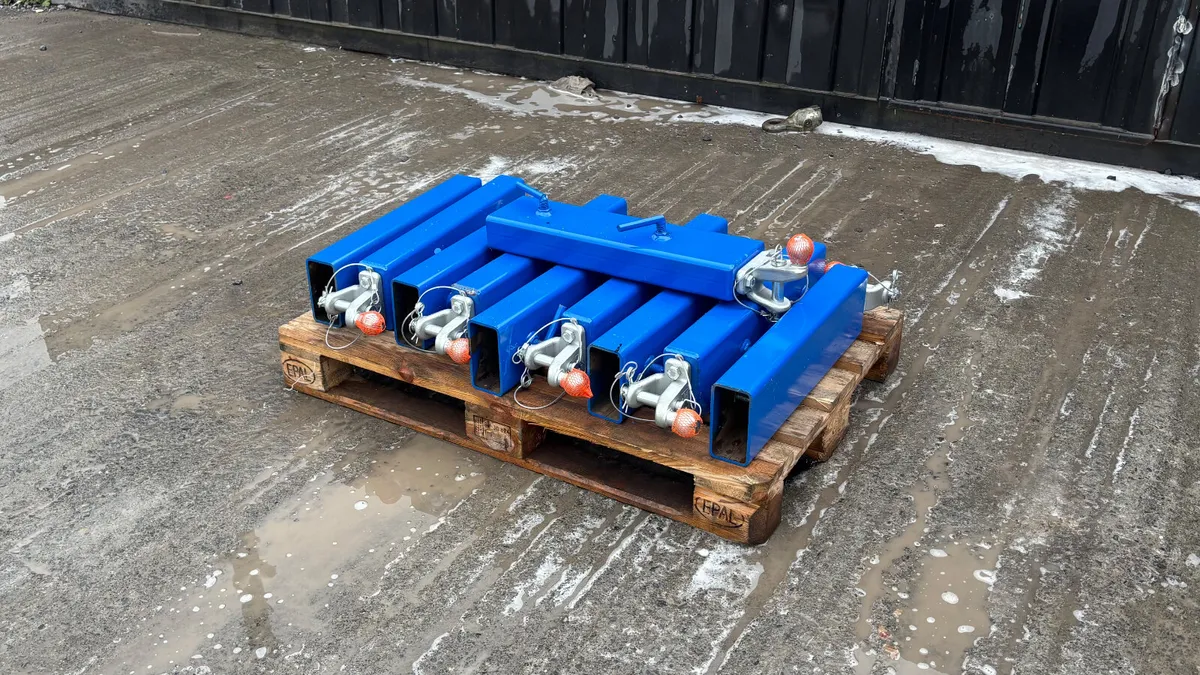 Towball Hitch Attachments for pallet forks - Image 1