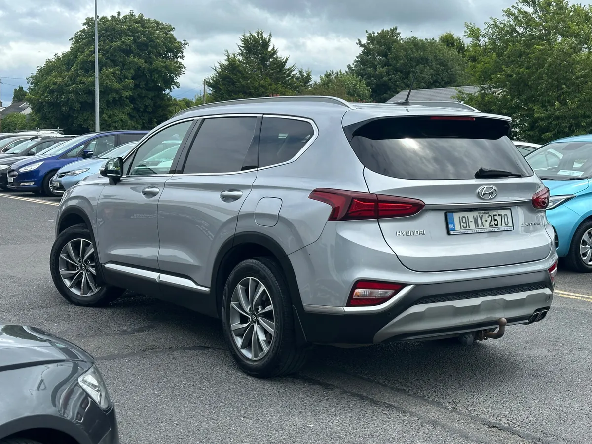 Hyundai Santa Fe 2019 2.2 diesel - Image 4