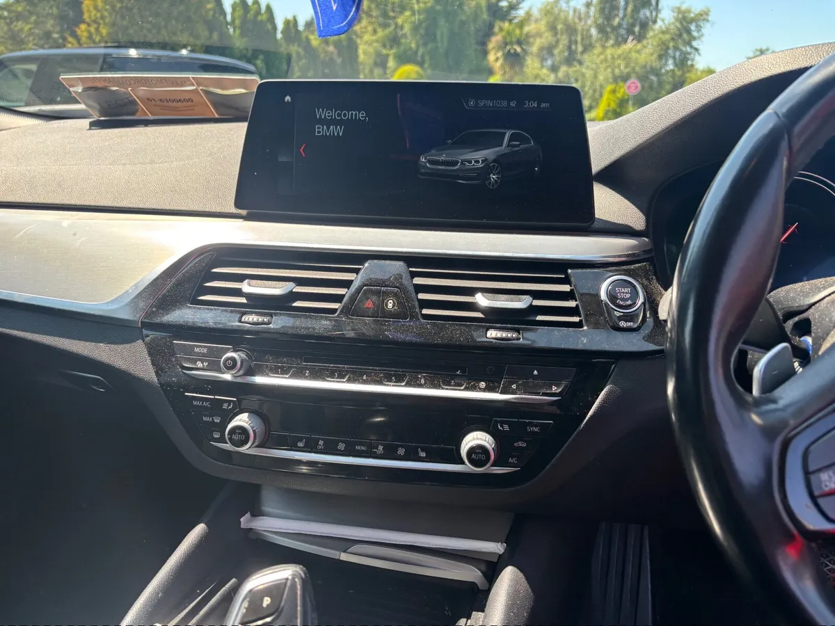 BMW 5-Series 2018 - Image 1