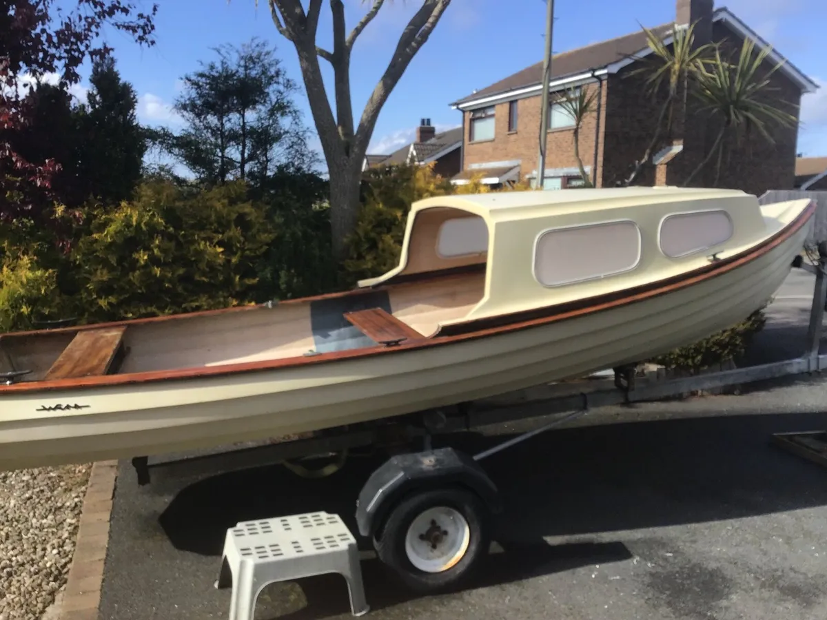 15.5ft fishing boat - Image 1