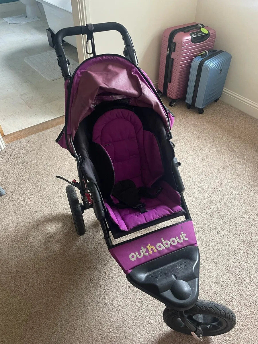 Out n about buggy - Image 1