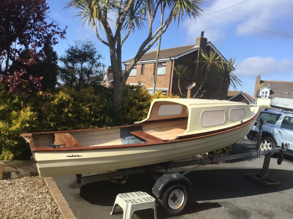 15.5ft fishing boat - Image 3