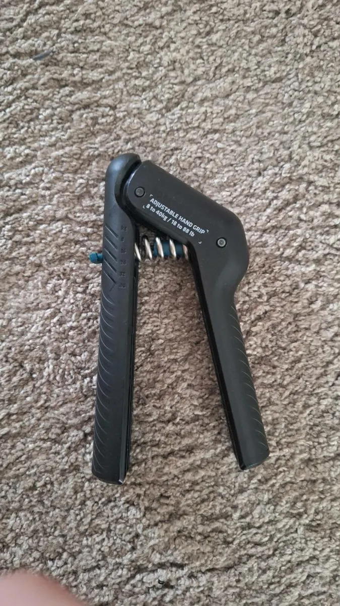 Adjustable Hand Grip - Image 2