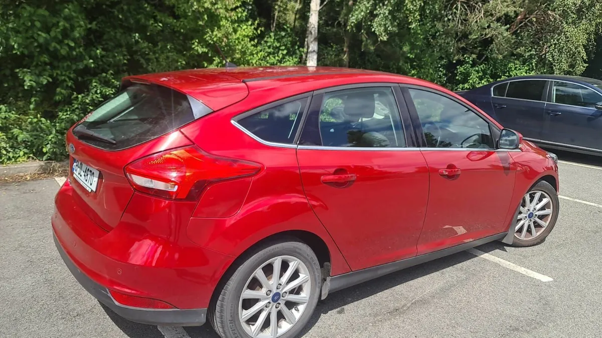Ford Focus 2016 - Image 2