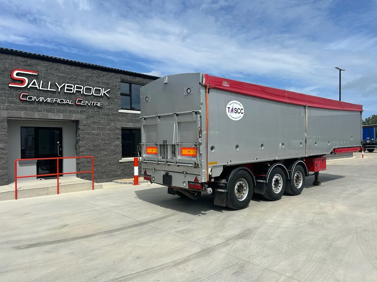 3 Axle Blower Rear Steer - Image 1