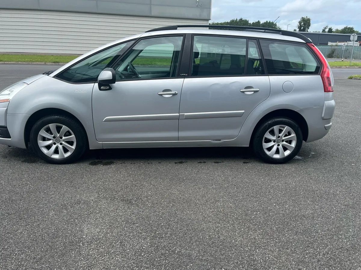 2010 Citroen c4 grand Picasso 7 seater - Image 4