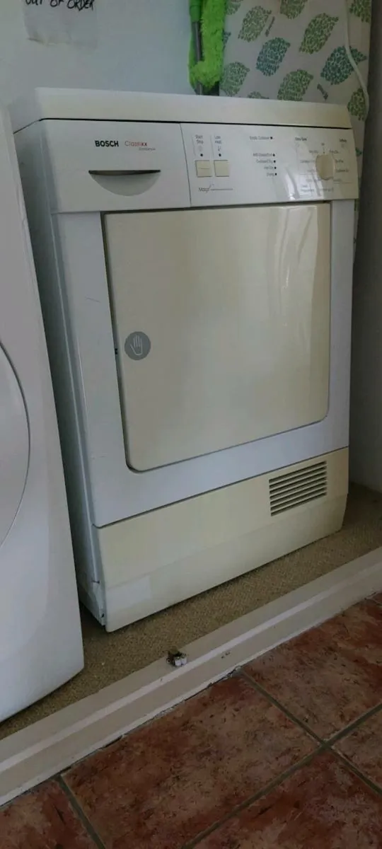 Bosch condenser dryer - Image 3