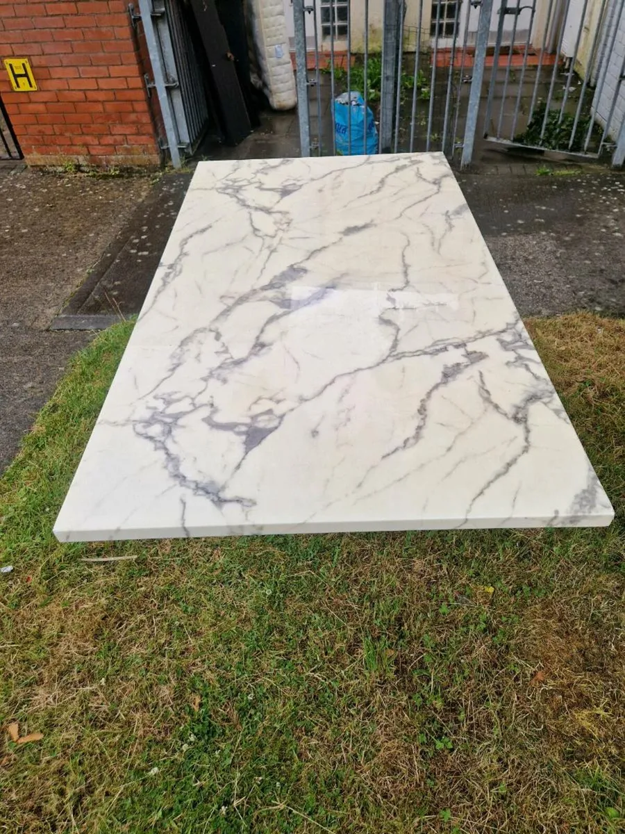 Marble table - Image 3