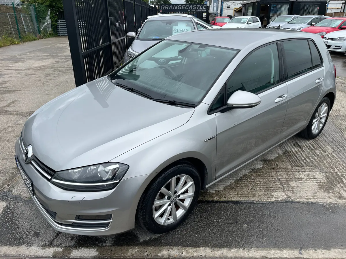 VOLKSWAGEN GOLF 2015, 1.2 TSI 5DR AUTO LOW KMS - Image 1