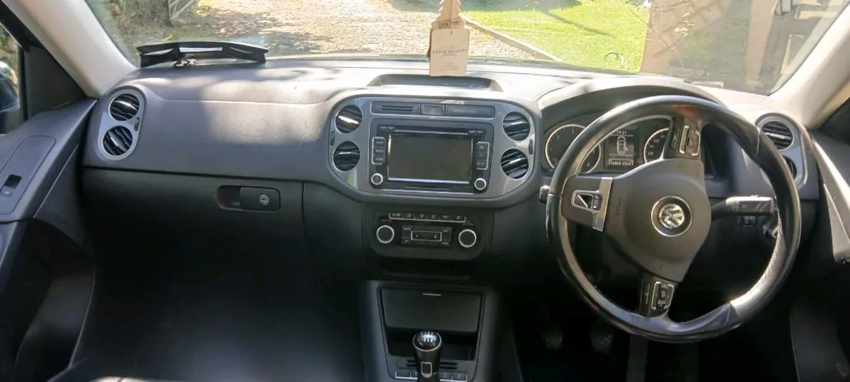152 Volkswagen Tiguan - Image 3