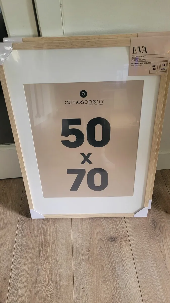 Two Frames 50 x 70 - brand new