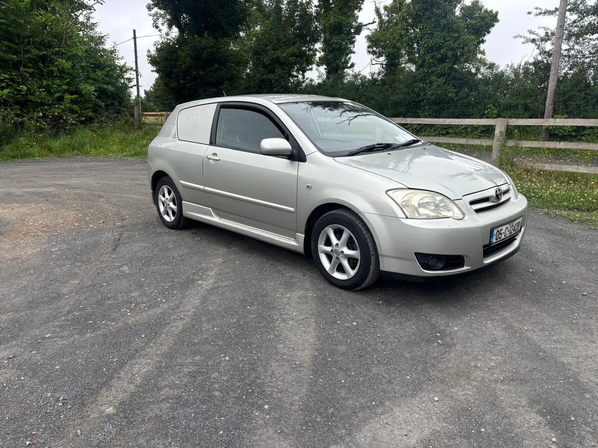 2005 Toyota Corolla D-4D - Image 2