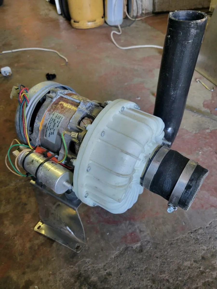 Pump Water Pump L80.T180DX - Image 1