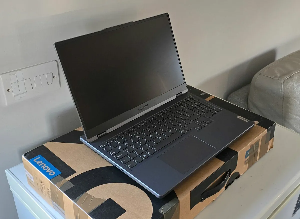 Lenovo Legion 5i Gen 7 ( 15.6" Intel ) - Image 3