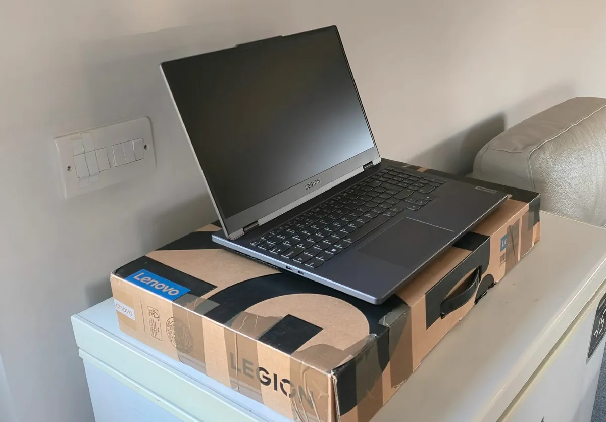 Lenovo Legion 5i Gen 7 ( 15.6" Intel ) - Image 4