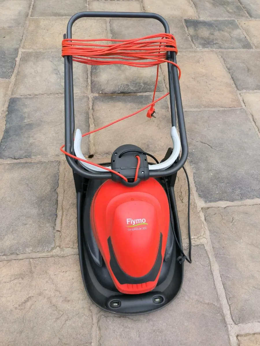 Flymo Simpliglide 300 Lawnmower electric - Image 1
