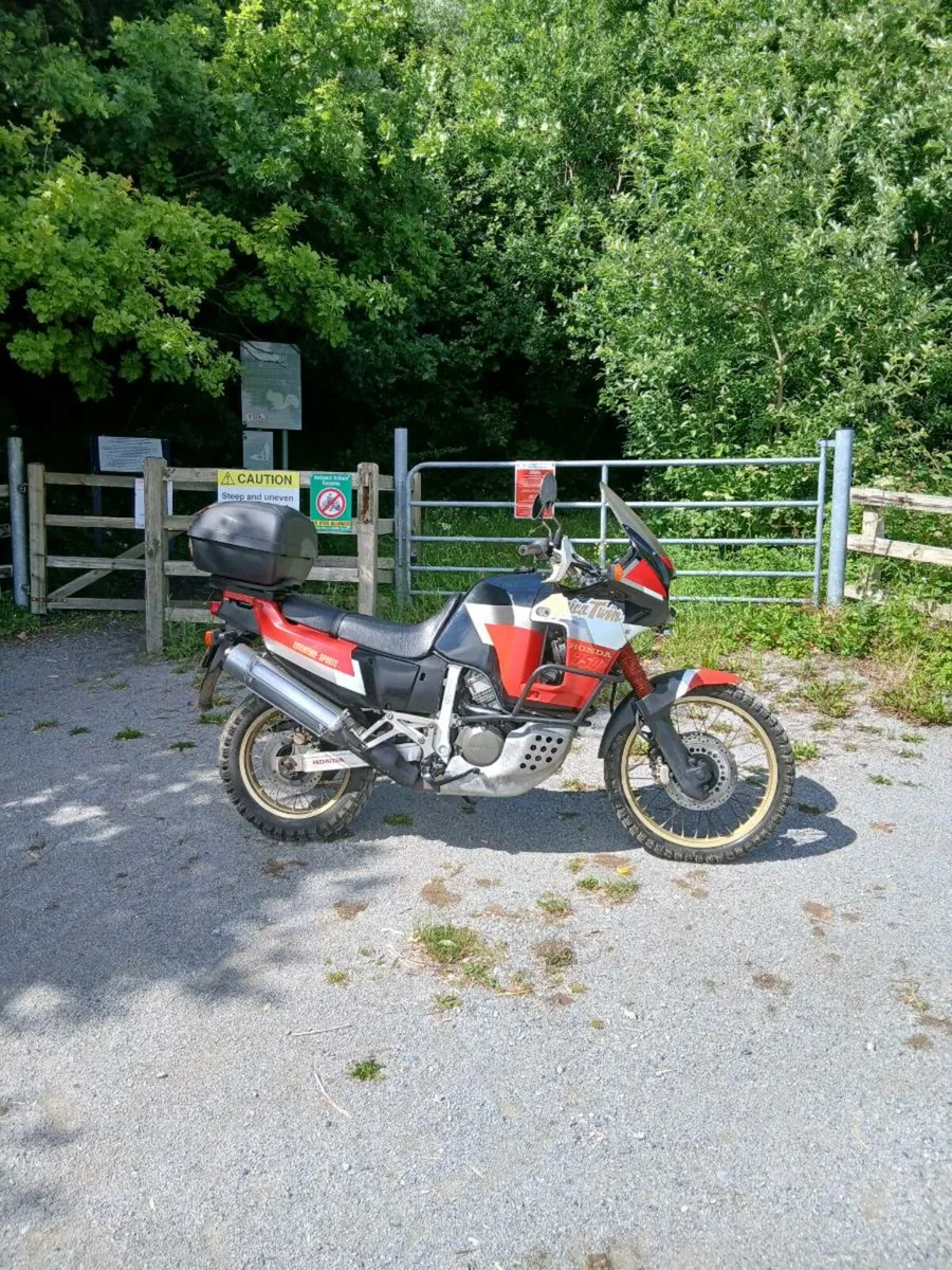 Africa twin - Image 1