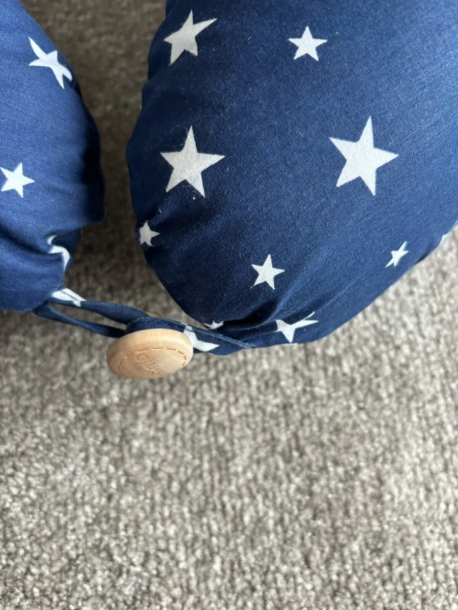 Nimmo 2-in-1 Pregnancy and Breastfeeding Pillow - Image 3