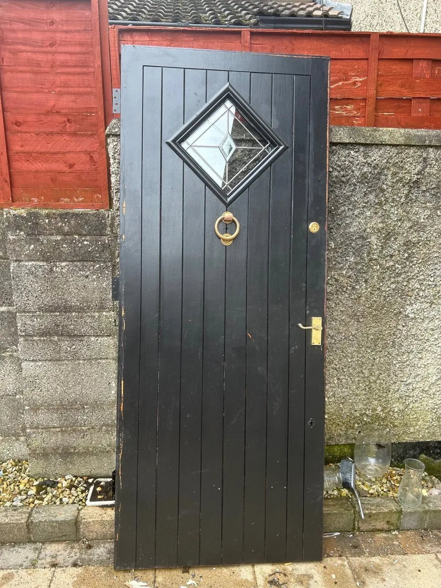 Front door - Image 2