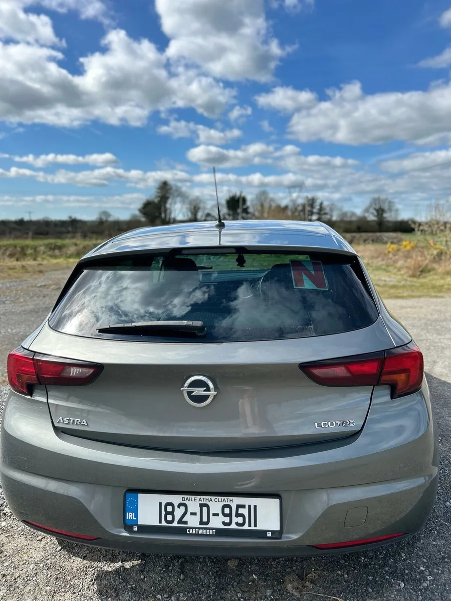 2018 Opel Astra - Image 4