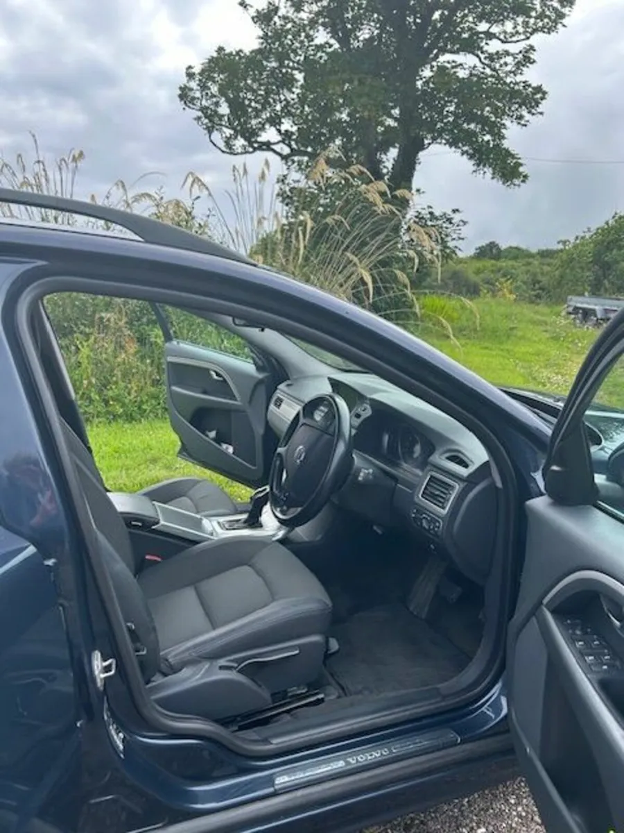 Volvo V70 2014 - Image 4
