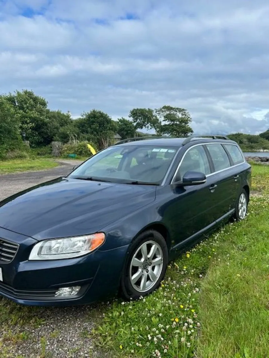 Volvo V70 2014 - Image 1