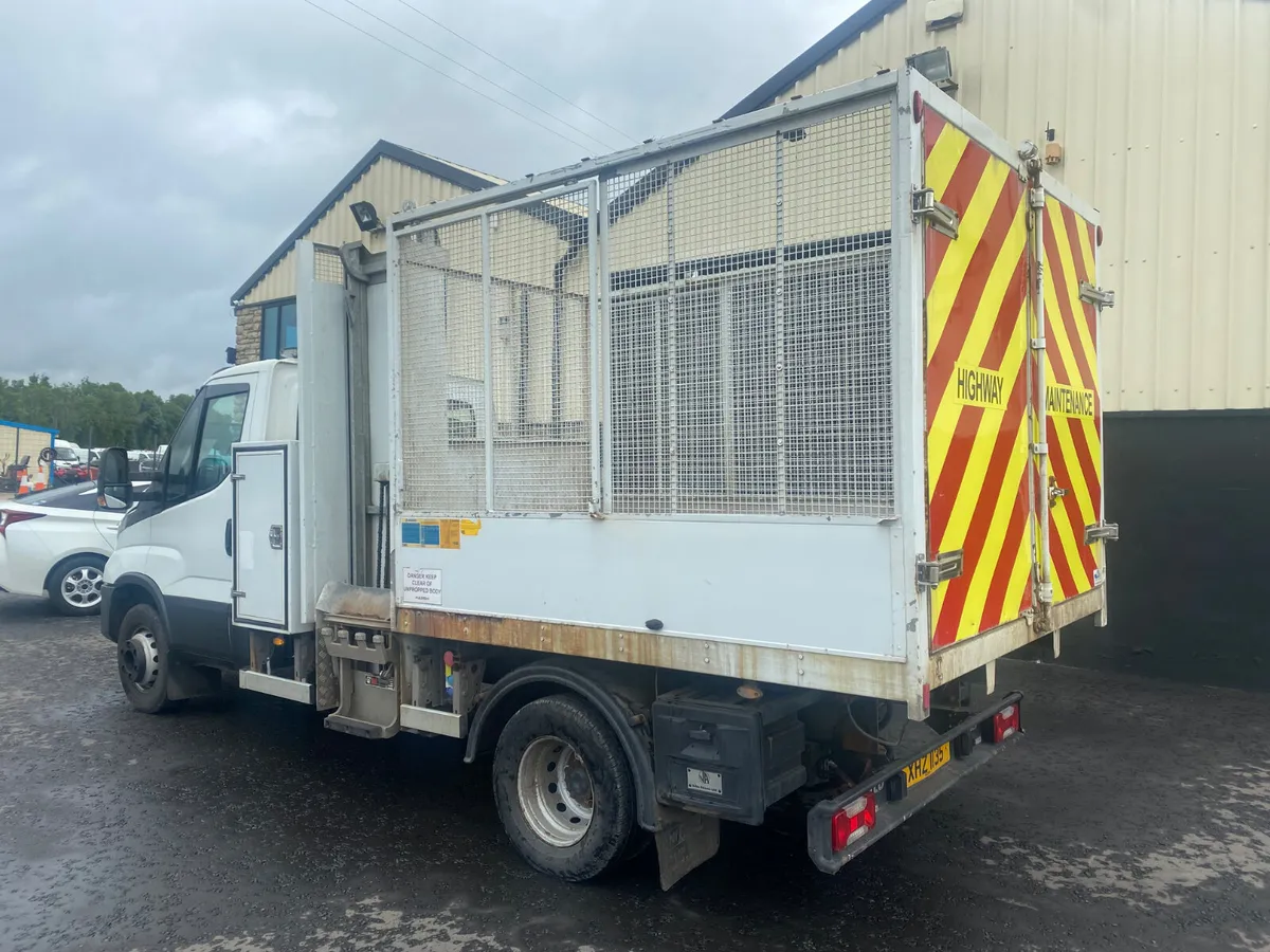 Refuse Body - Bin Lifter - Image 1