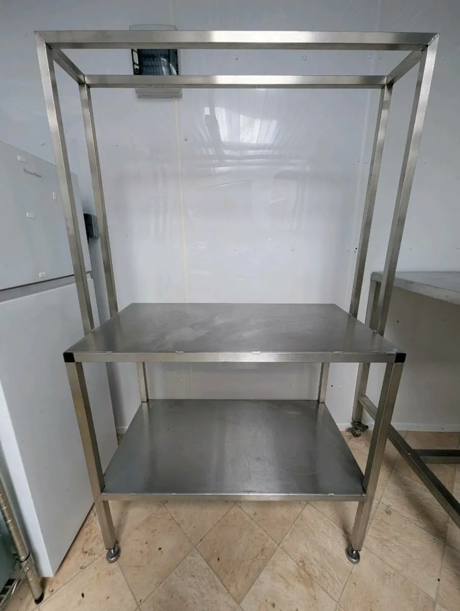 Stainless steel tables - Image 1