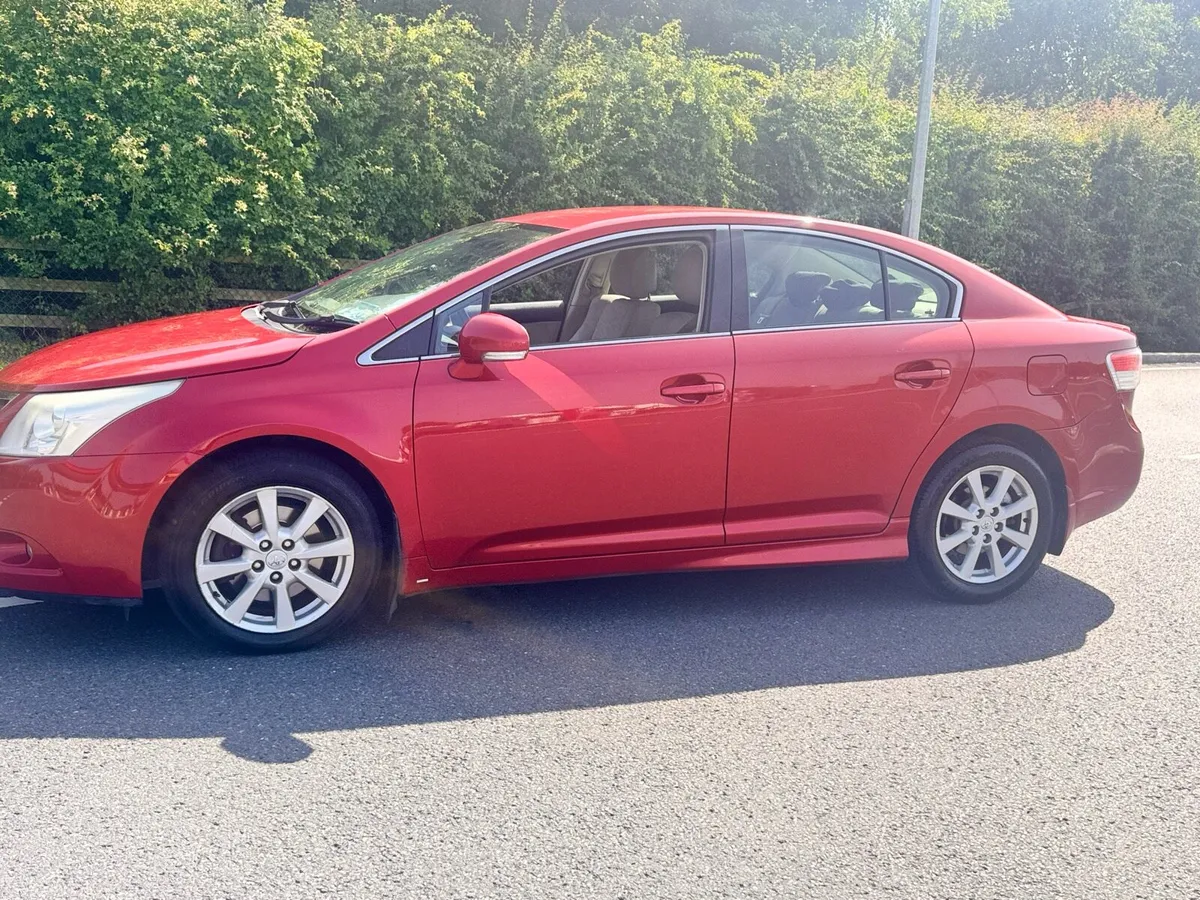Toyota avensis - Image 4