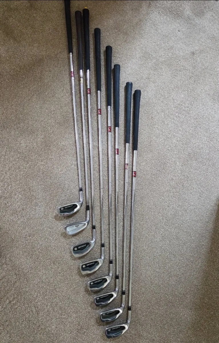 Ladies, left handed golf clubs and bag - Image 3