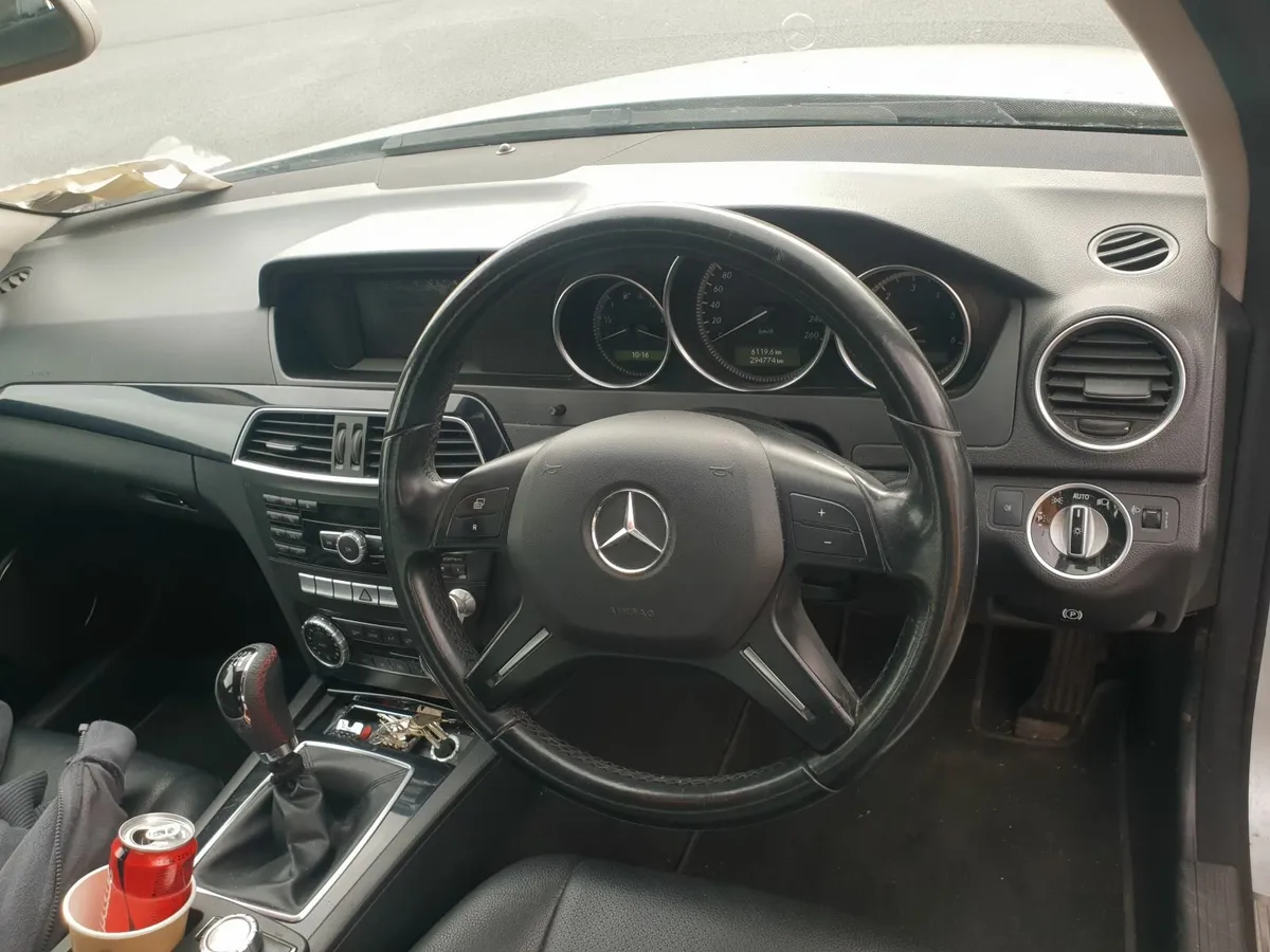 Mercedes-Benz C-Class 2012 - Image 4