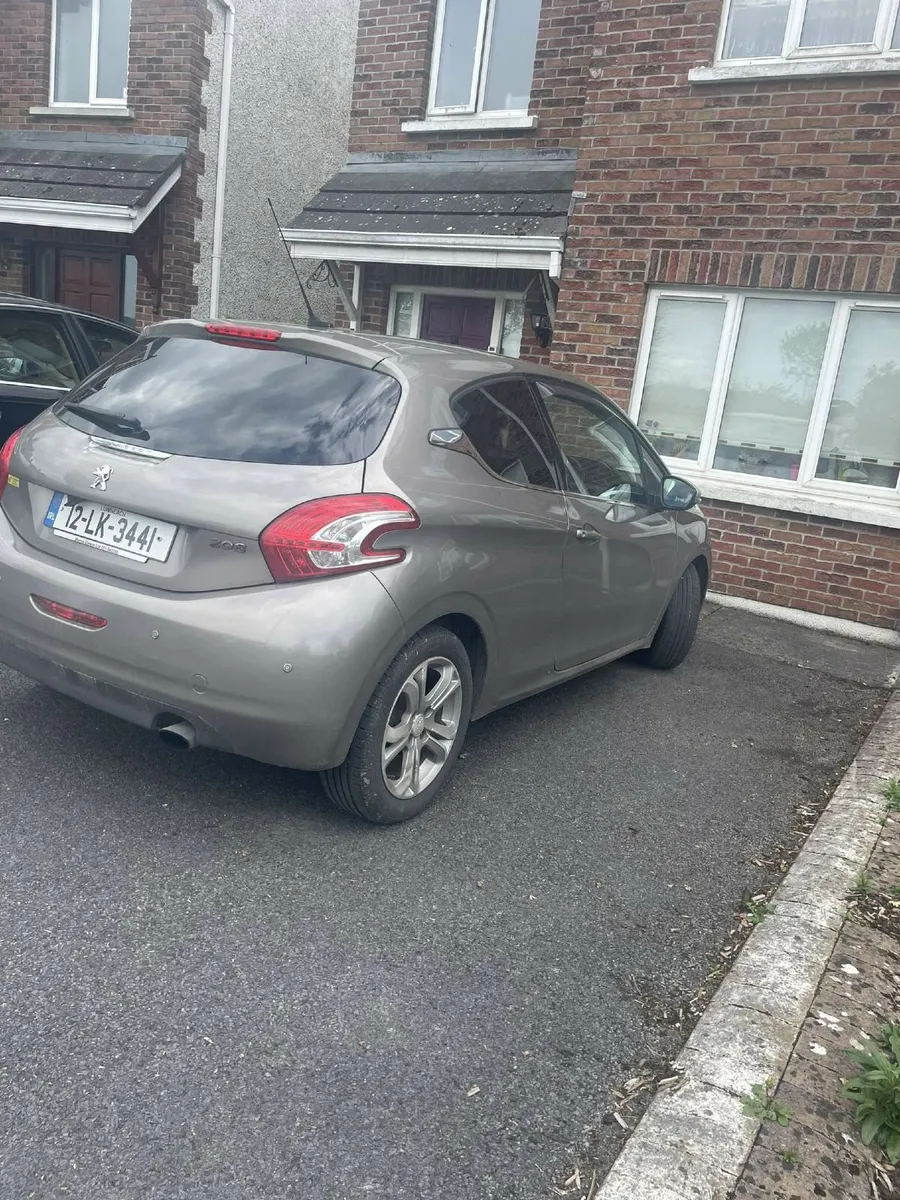 Peugeot 208 2012 - Image 4