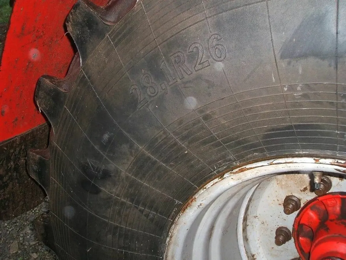 2010 Hi Spec 2000g tanker - Image 3