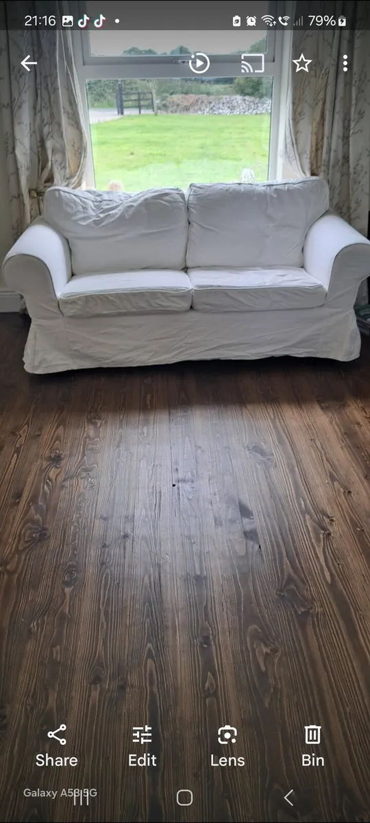 2 to 3 seater couch - Image 1