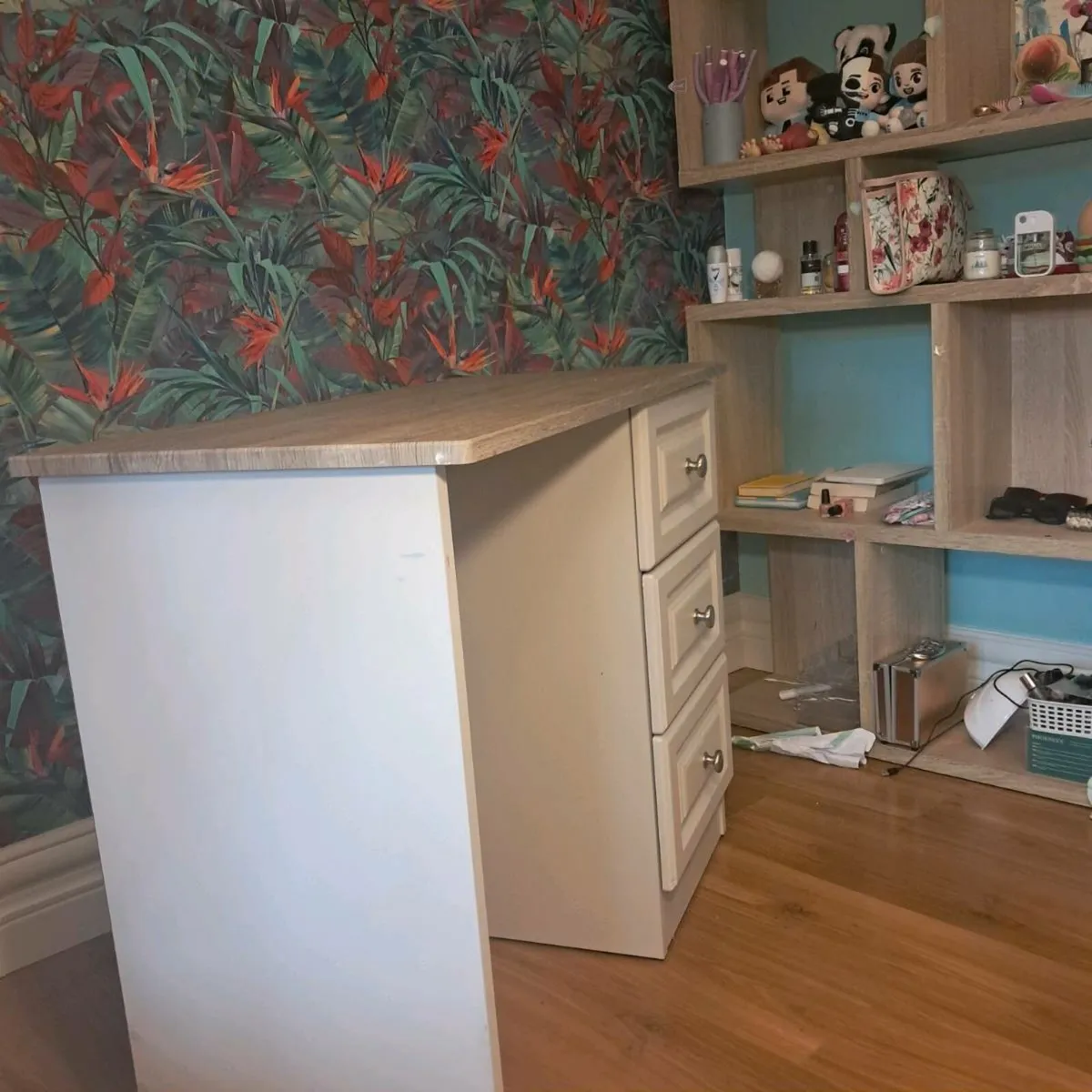 Bedroom  table - Image 2