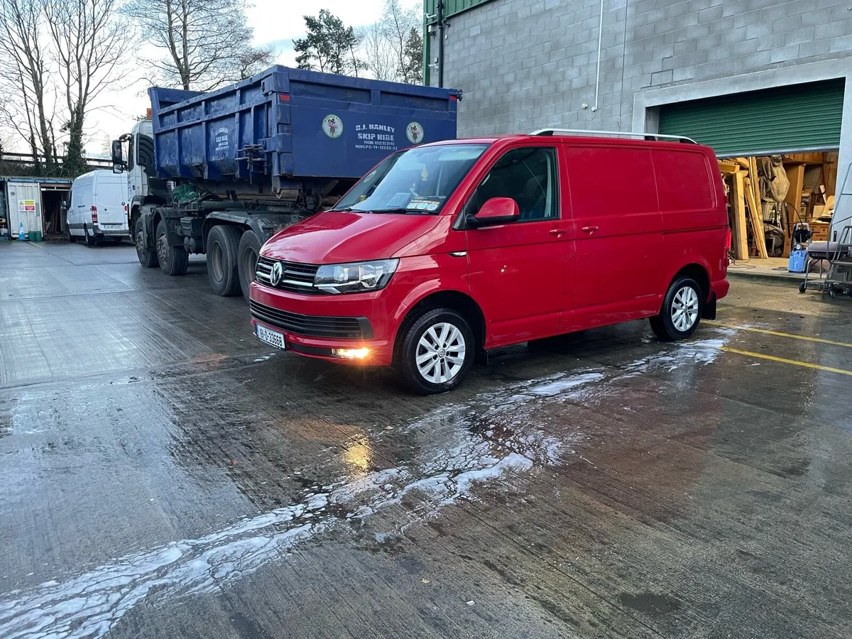 Volkswagen transporter T6 - Image 1