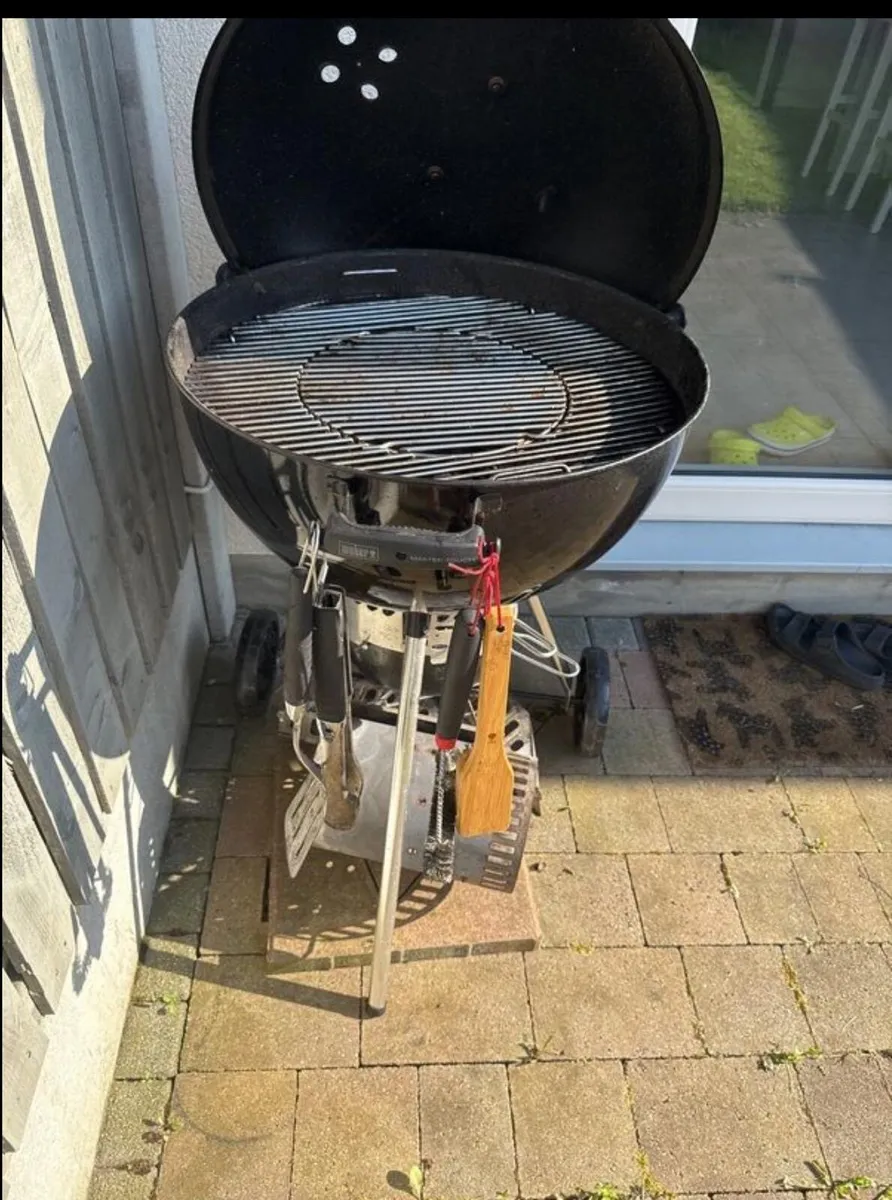 Weber Master Touch BBQ 5750 - Image 1